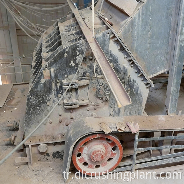 800-900 TPH Kireçtaşı Kırma Tesisi 800-900 TPH Limestone Crushing Plant